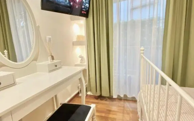 Seaside comfy apartment/ Palaio Faliro