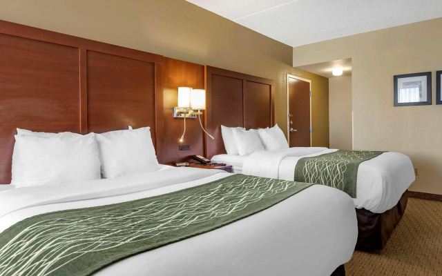 Comfort Inn Warren - Detroit North