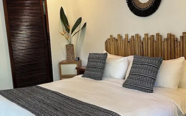 Yumi Villas Port Barton