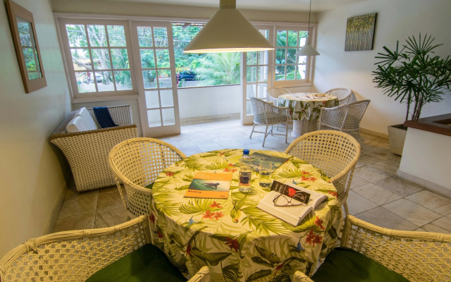 Hotel Doce Mar