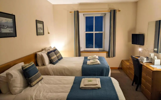 Ferry Inn Stromness