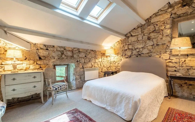 Beautiful Holiday Home With Private Pool