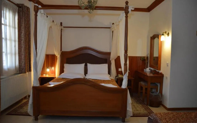 Hotel Adonis