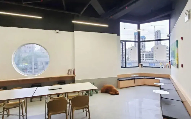 WeFlow Youth Hostel - Shanghai People's Square Jing'an Joy City