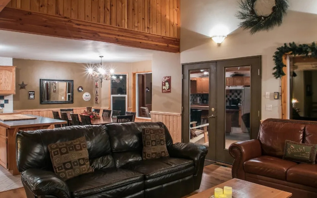 Alpine Acres Lodge