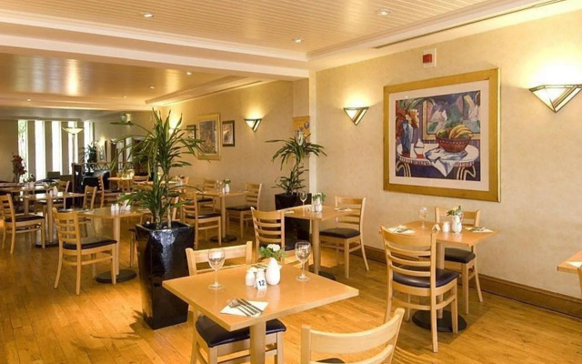 Premier Inn Cardiff North