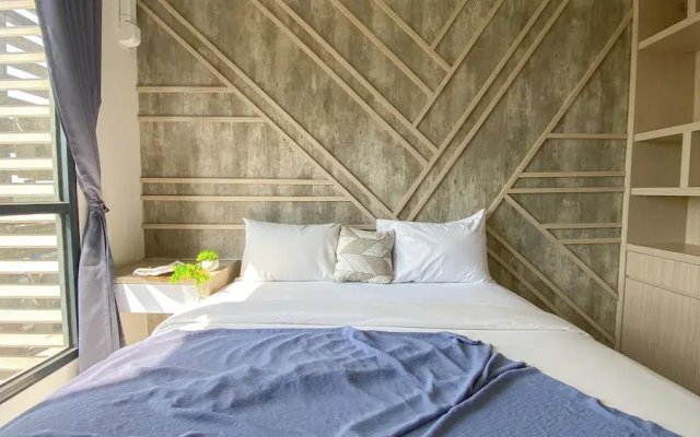 Warm And Homey Studio At Sky House Alam Sutera Apartment