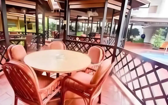 Pardede International Hotel
