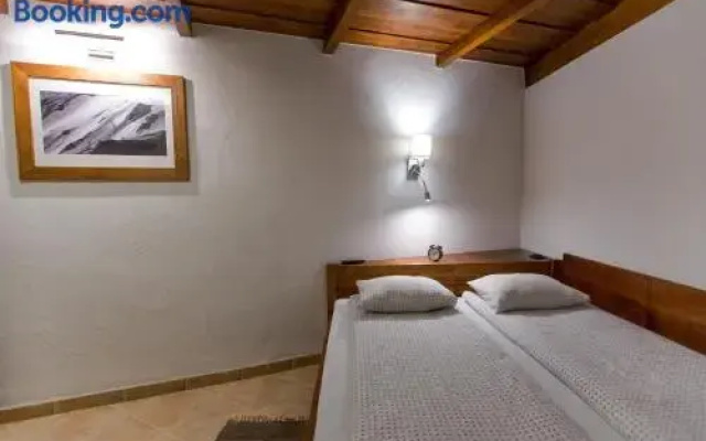 Apartment Koryntia