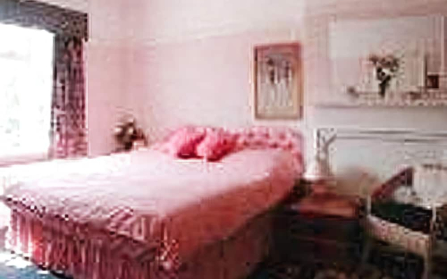 Westfield House - Guest house