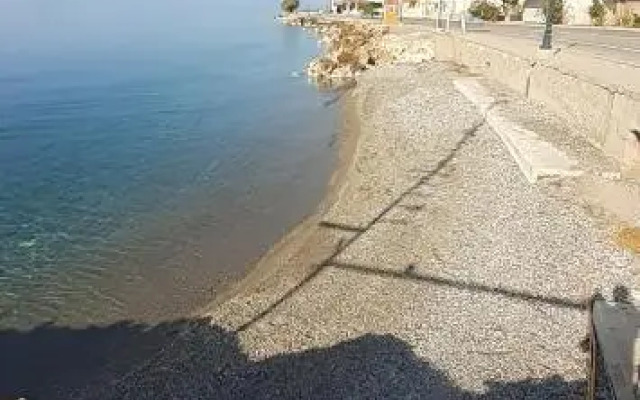 Tent by the sea, private toilet and kitchenette