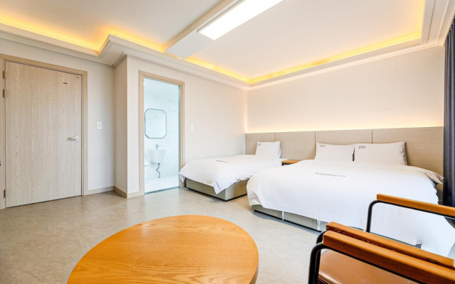 Alps Beach Contel