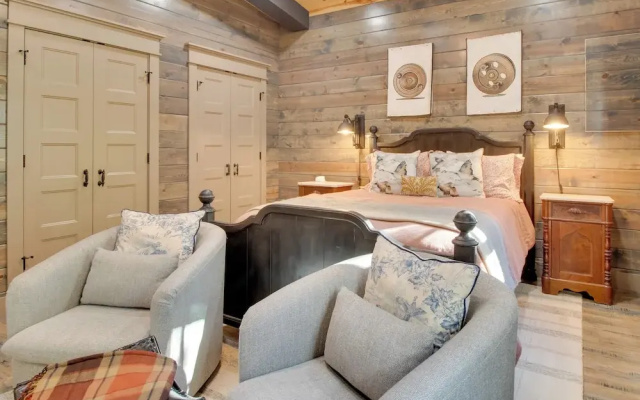 Fly Fishers Paradise: Getaway Near White River!