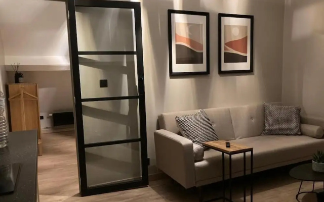 Royas Home Private Studio