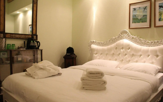Kann Boutique Neve Tzedek