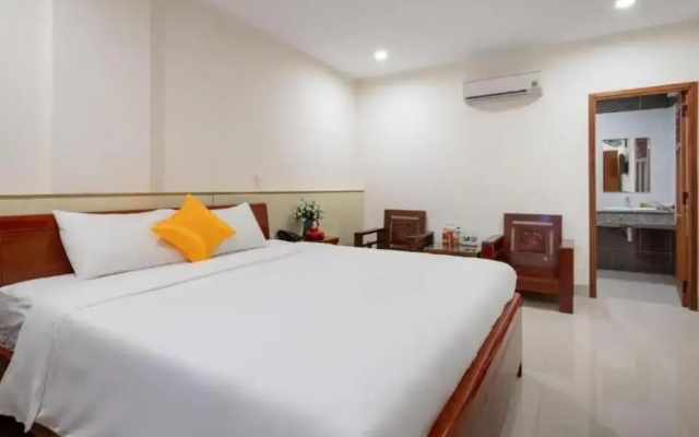 Lotus Rock Hotel DN by Bay Luxury