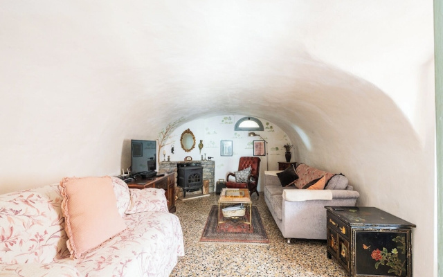 Berzi Bliss Cottage Retreat