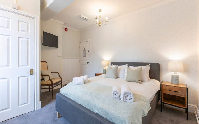 Compact Double Room