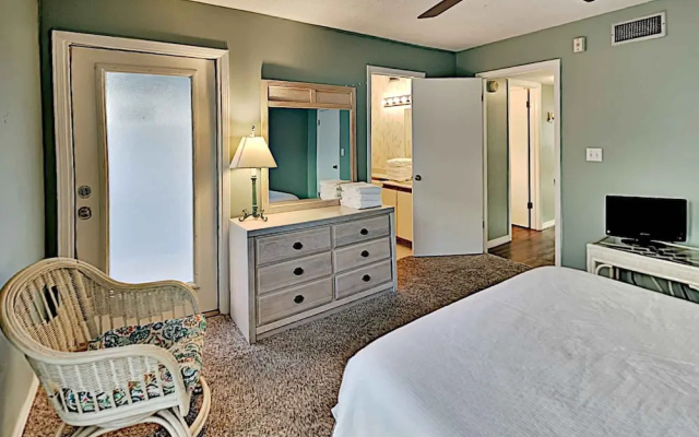 La Bahia #125 by Southern Vacation Rentals