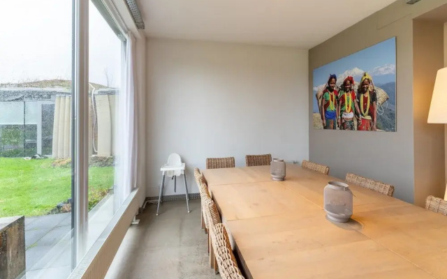 Villa Near Teuge Airport and Paleis 't Loo