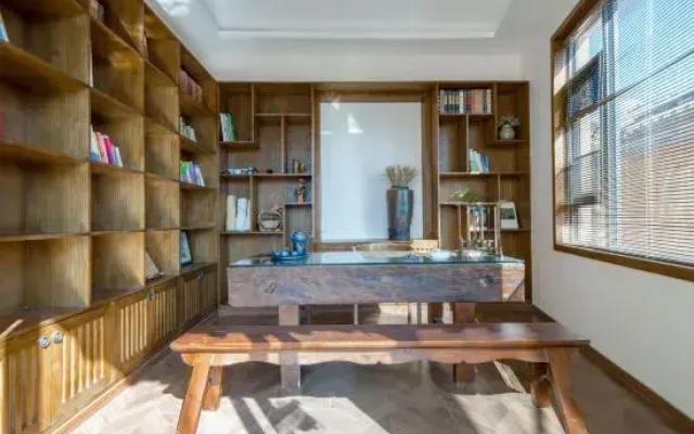 Shaxi Yishui Yifang Homestay