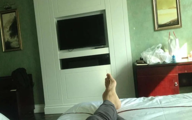 Leju Hotel (Jiaozuo Dongfanghong Square)