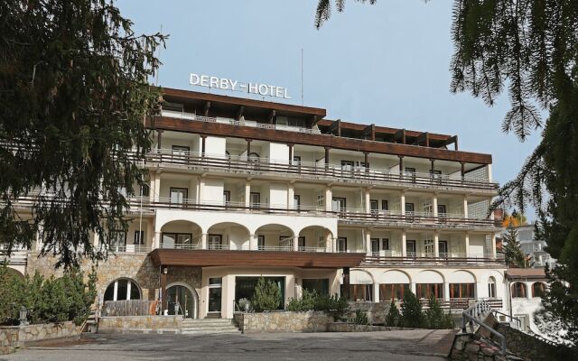 Hotel Derby Davos вид на фасад