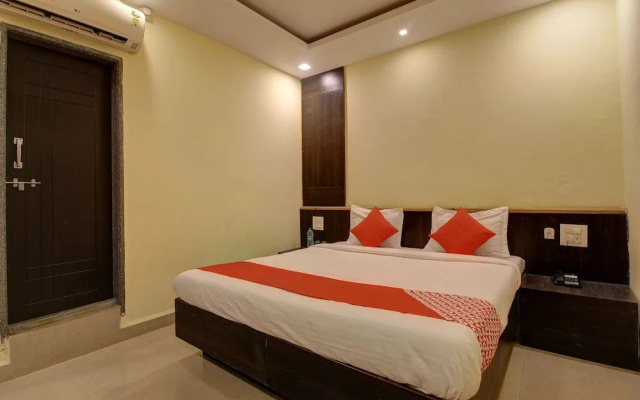 OYO 23051 Hotel Surya Yatri Niwas