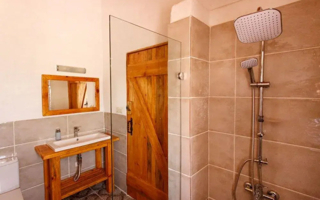 Ionia Guest House