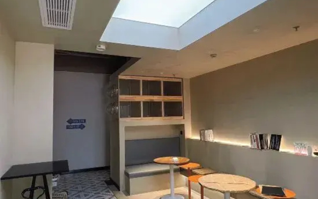 XHMC Apartment