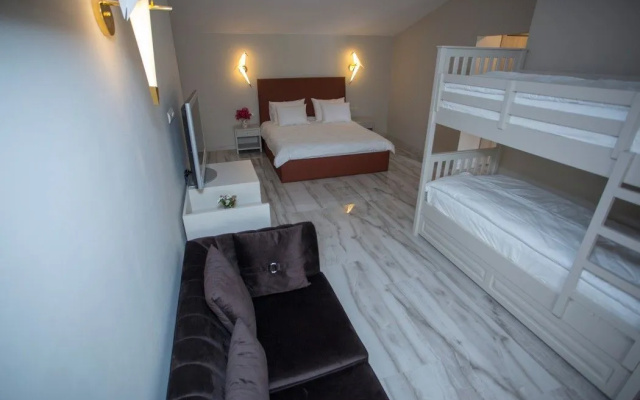 Downtown Hotel