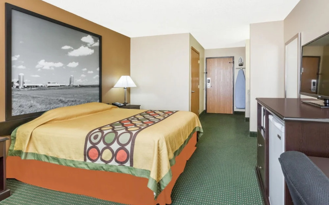 Super 8 Motel - Jefferson