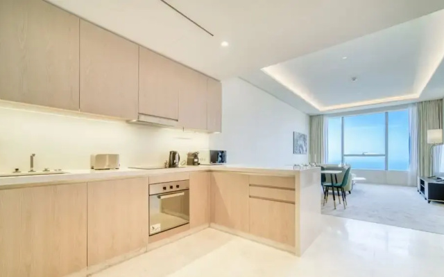 Iconic One Bedroom Panoramic Palm Views