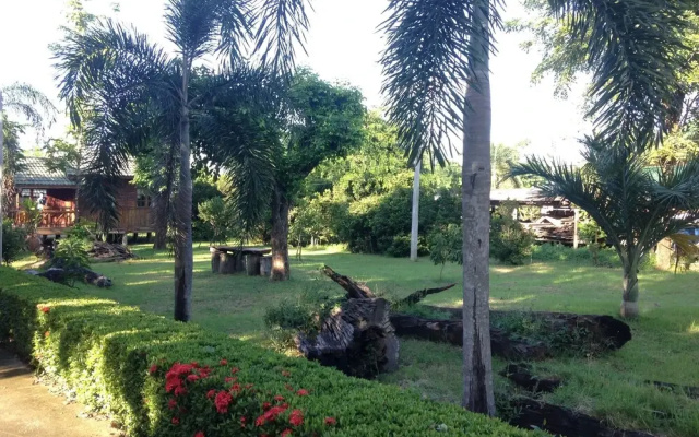 Sakthong Resort