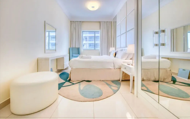 Superb Downtown Dubai Apartment, Amazing Location