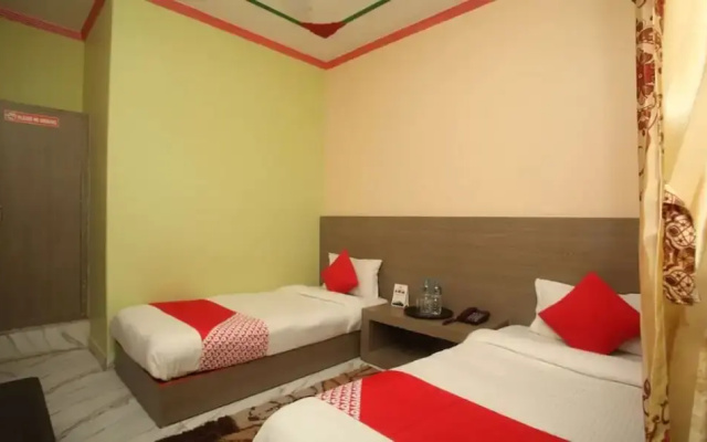 OYO 687 Hotel Aastha