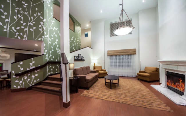 Sleep Inn & Suites