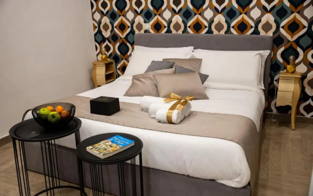 Geometric Art Home