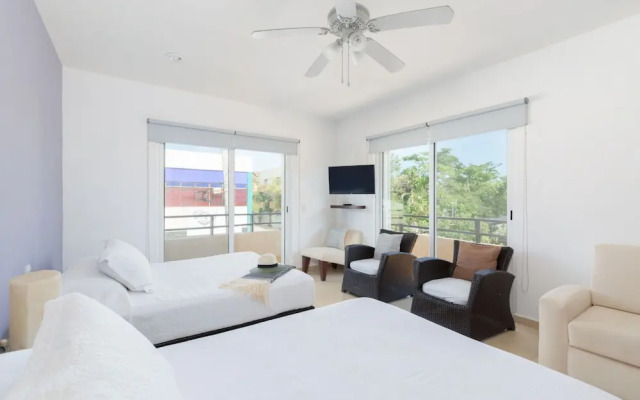 Spacious 2BR Condo Well-located Wifi Concierge