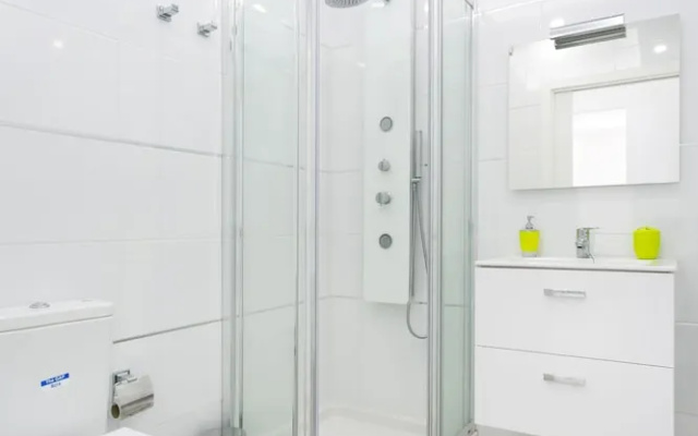 906. Luxury Paraiso Apartment with Sea View