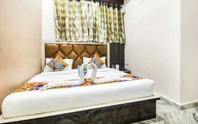 FabHotel Sant Homestay Golden Temple