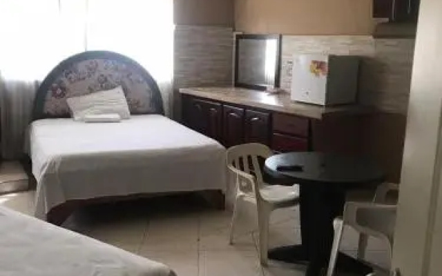 Hotel Plus