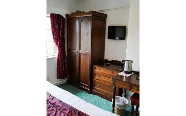 The Fox & Hounds Hotel