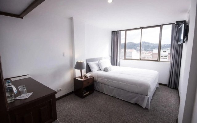 Hotel NASS Continental
