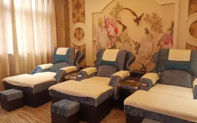 Bolaiya International Hotel (Foshan Longjiang Convention and Exhibition Center)