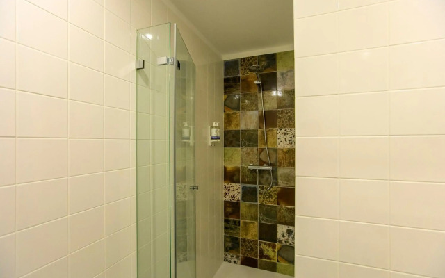 Charming Studio in Historic Downtown