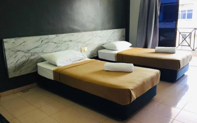 Dlayaran Hotel & Cafe