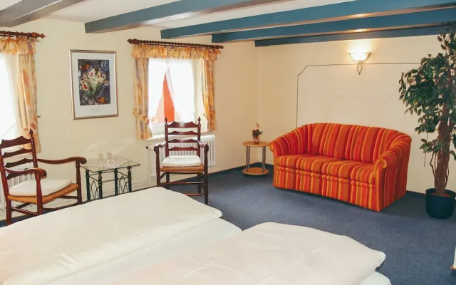 Hotel Schatthaus