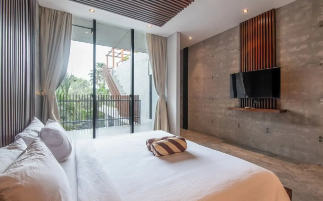 Modern 4 BR Villa Heart of Canggu 8mins to Beach