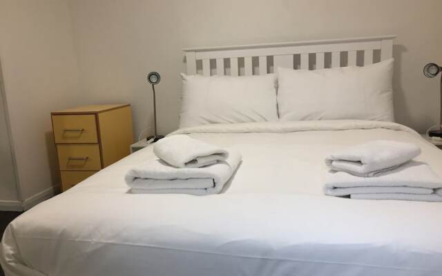 Апартаменты 2 Bedroom Central Brighton Apartment вид на фасад